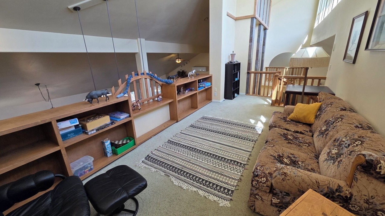 Photo of Livingroom in Templeton