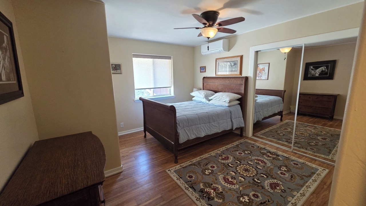 Photo of Bedroom in Templeton