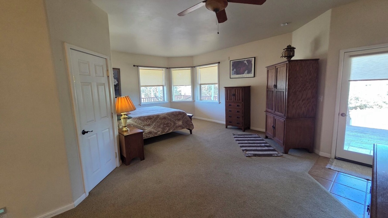 Photo of Bedroom in Templeton