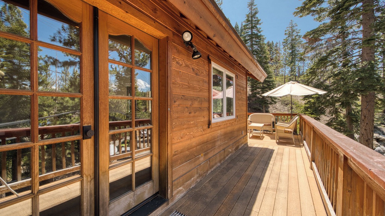 Photo of Patio Balcony in Meeks Bay