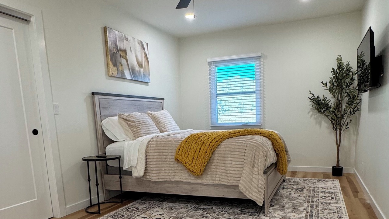 Photo of Bedroom in Templeton