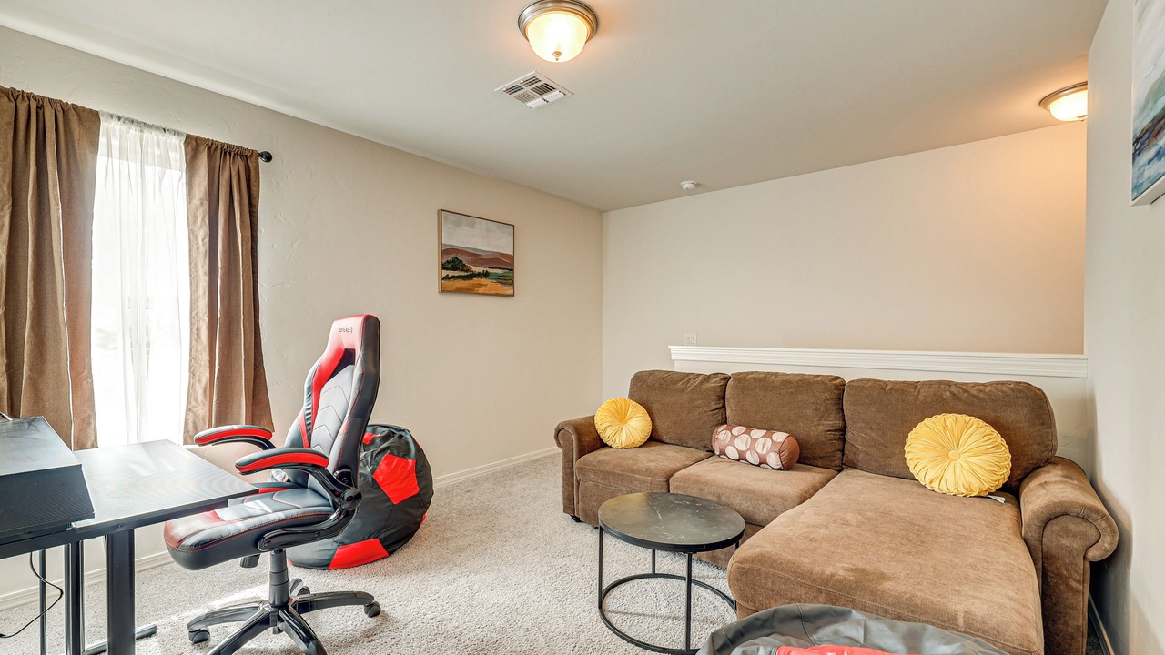 Photo of Bedroom in Holiday Shores