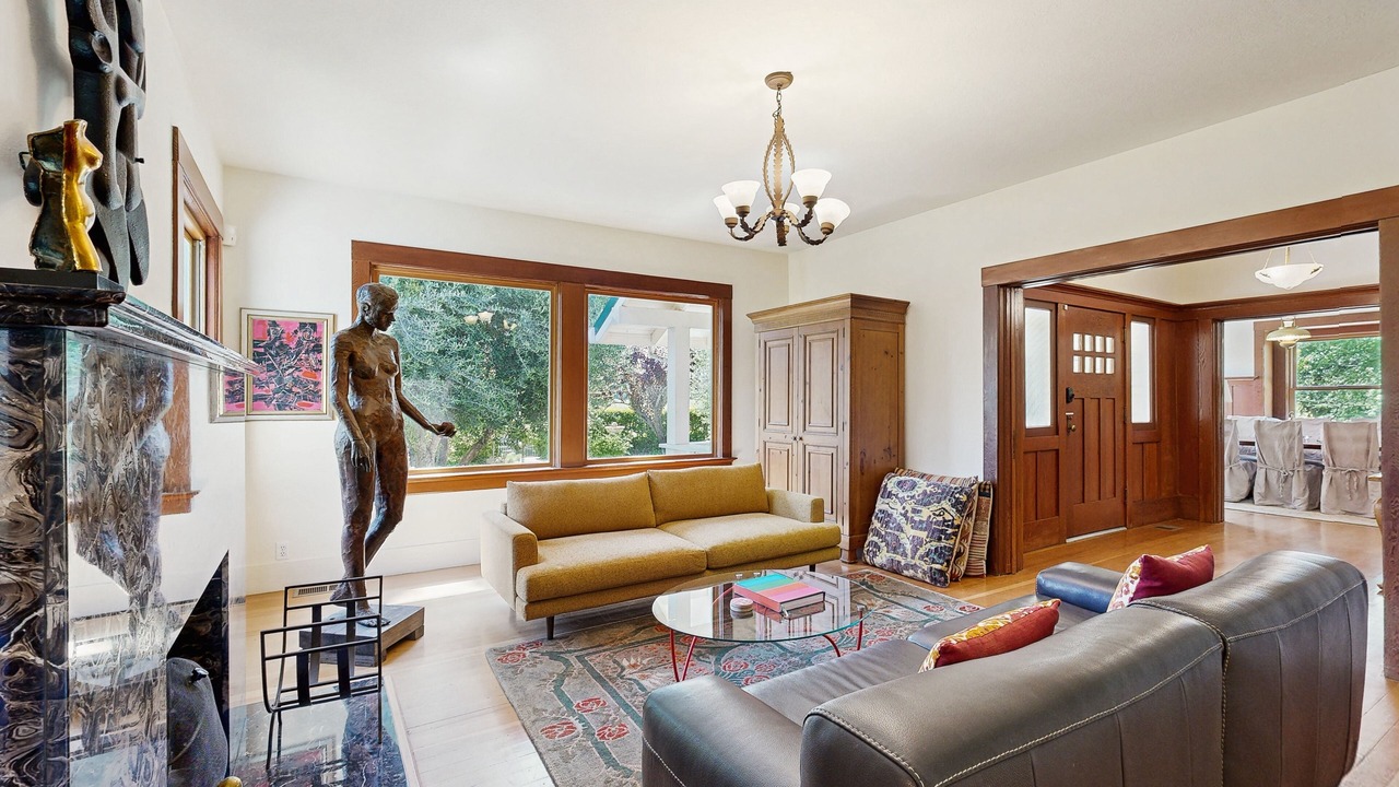 Photo of Livingroom in Geyserville