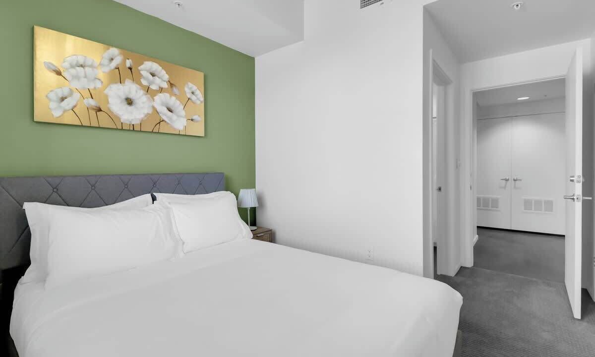 Photo of Bedroom in Evans Churchill