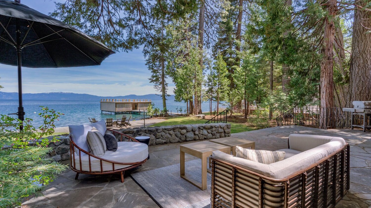 Photo of Patio Balcony in Tahoma