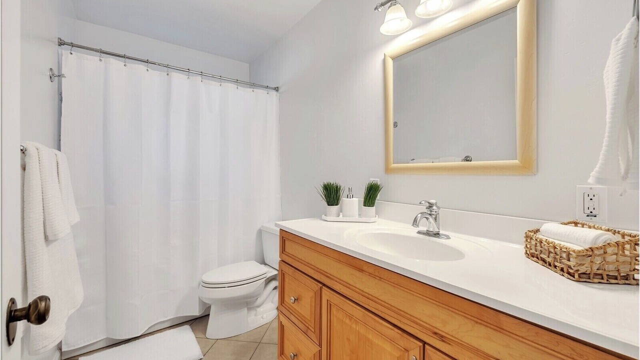 Photo of Bathroom in Central Sacramento