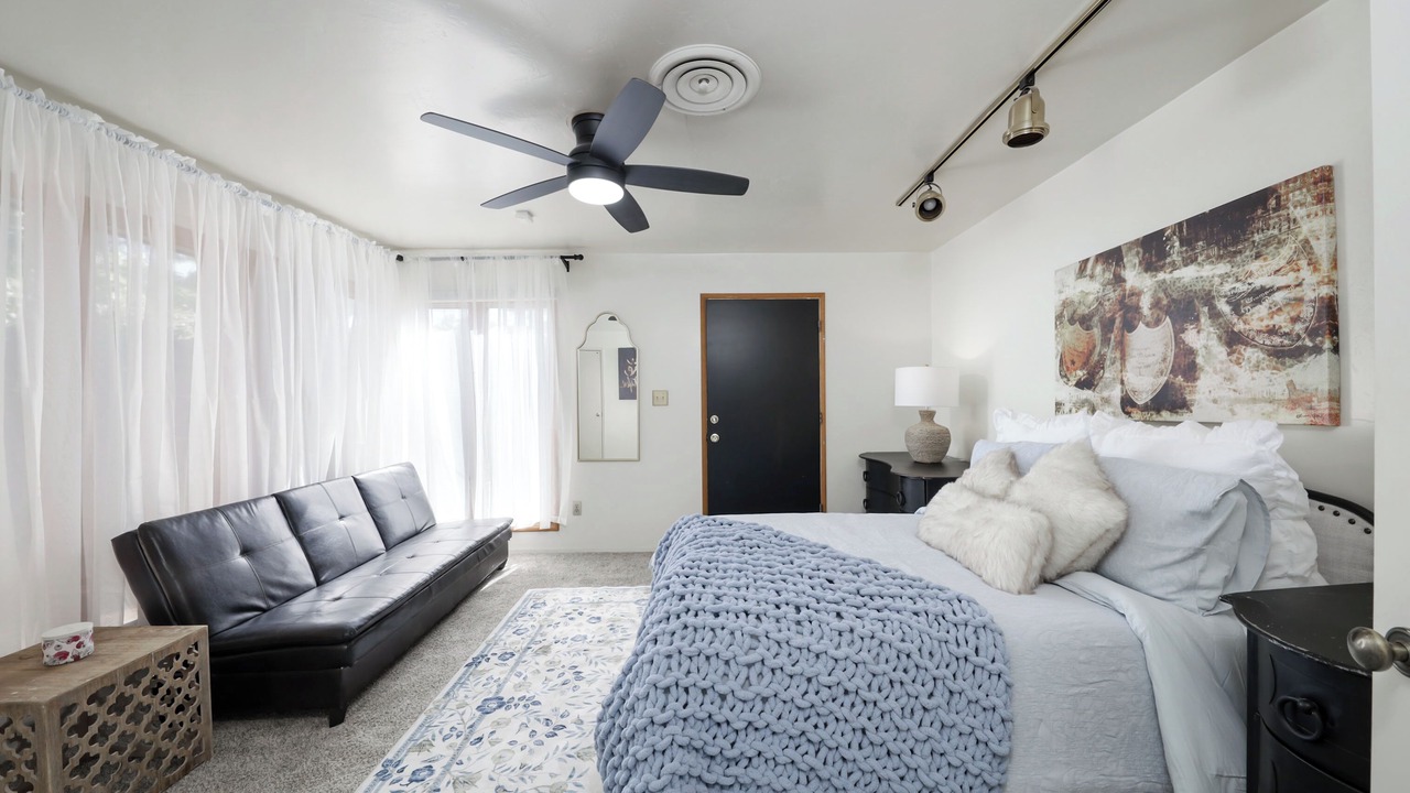 Photo of Bedroom in Bakersfield
