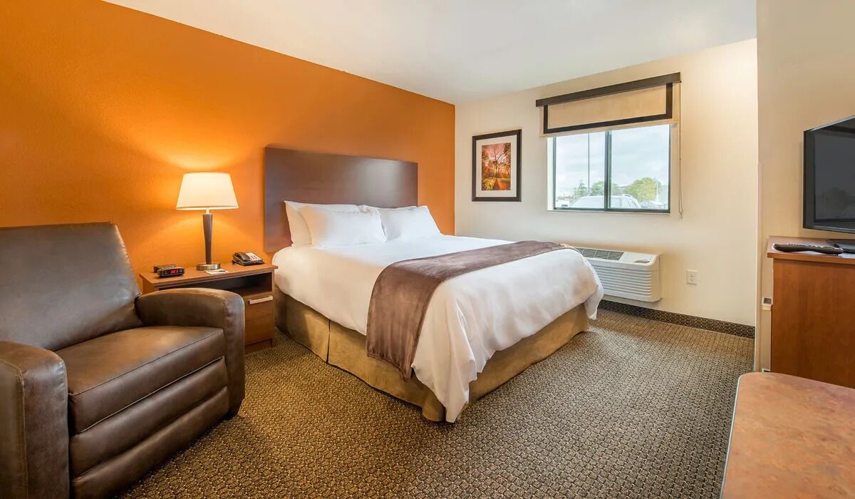 Photo of Bedroom in Hurricane