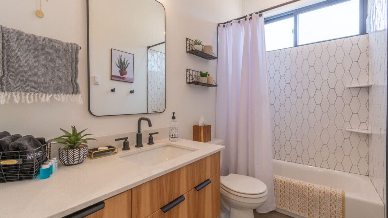 Photo of Bathroom in New Harmony