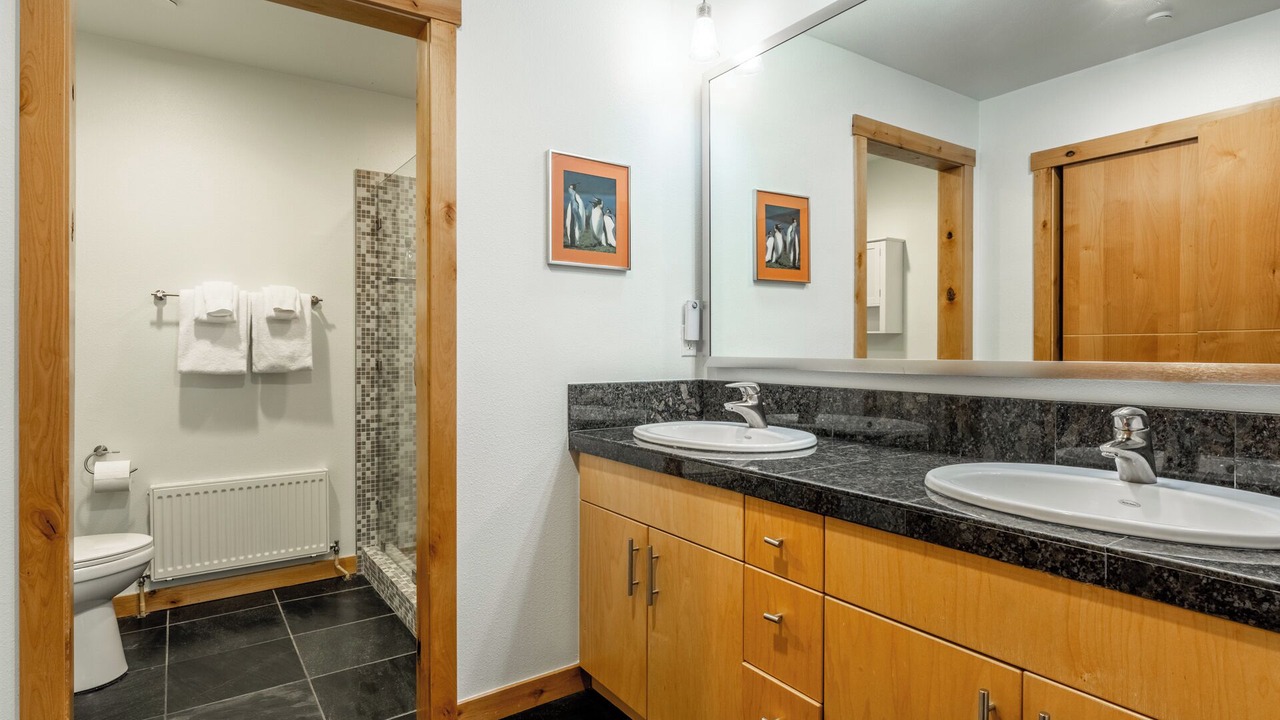 Photo of Bathroom in Mammoth Lakes