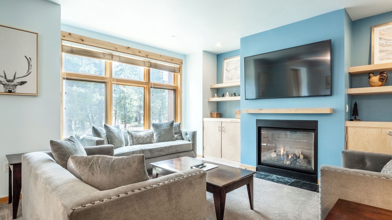 Photo of Livingroom in Mammoth Lakes