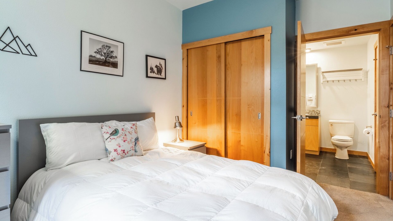 Photo of Bedroom in Mammoth Lakes