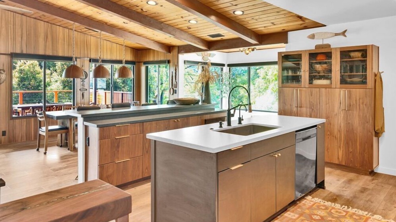 Photo of Kitchen in Oak Shores