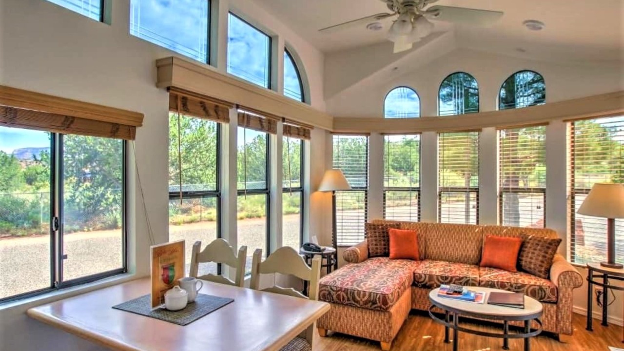 Photo of Livingroom in West Sedona