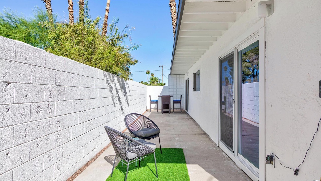 Photo of Patio Balcony in Winchester