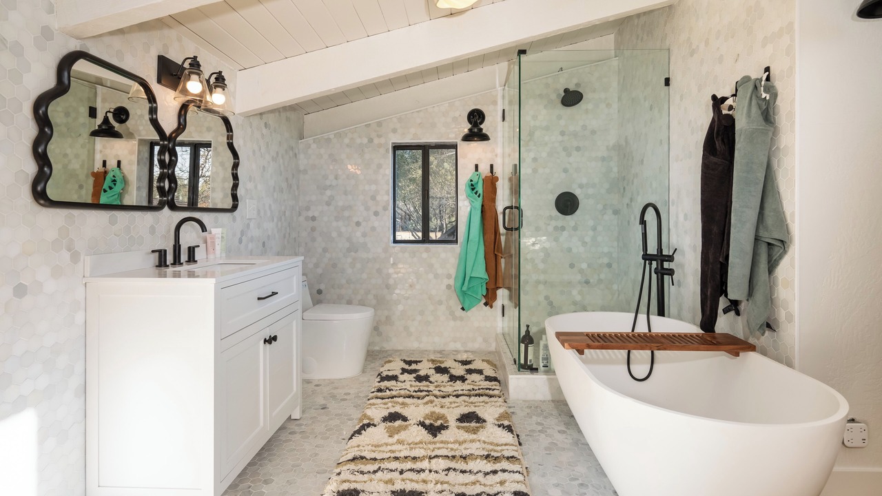 Photo of Bathroom in Coarsegold