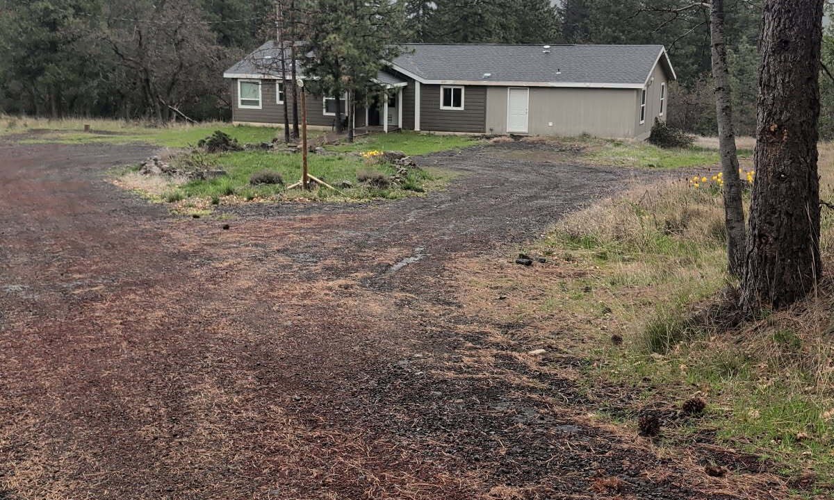 Photo of Outdoor in Ashland