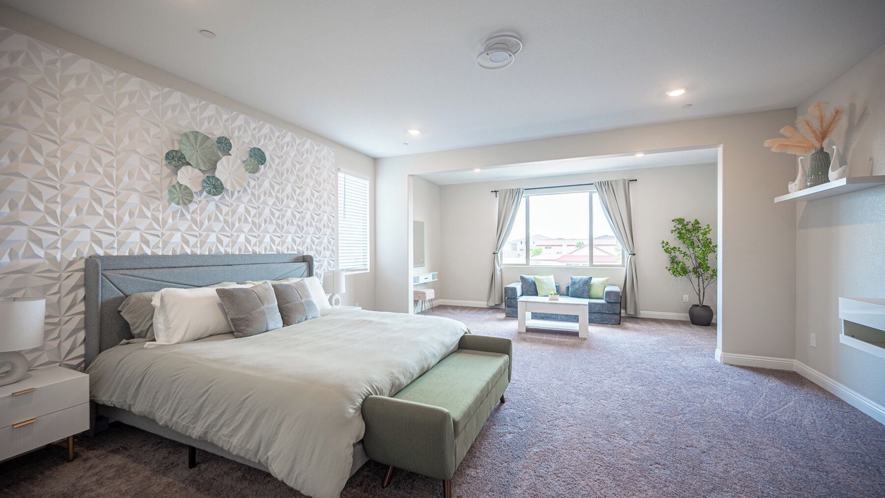 Photo of Bedroom in Enterprise