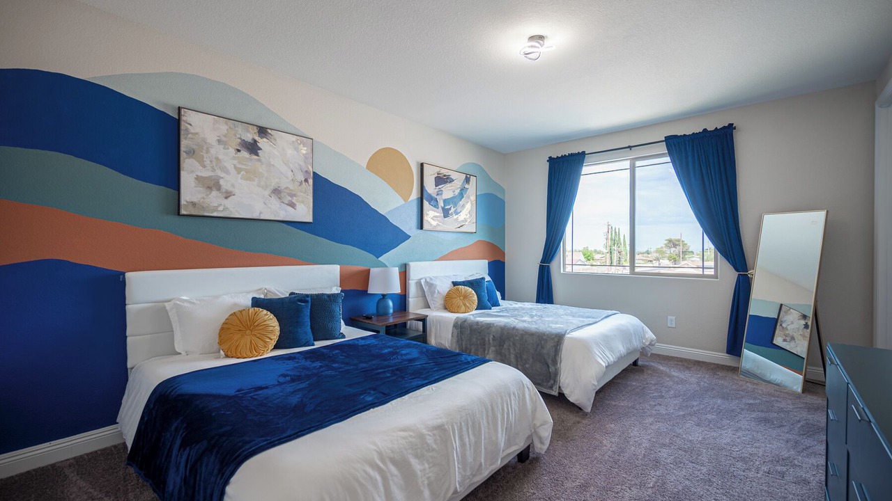 Photo of Bedroom in Enterprise