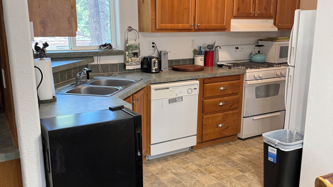 Photo of Kitchen in Peninsula Village