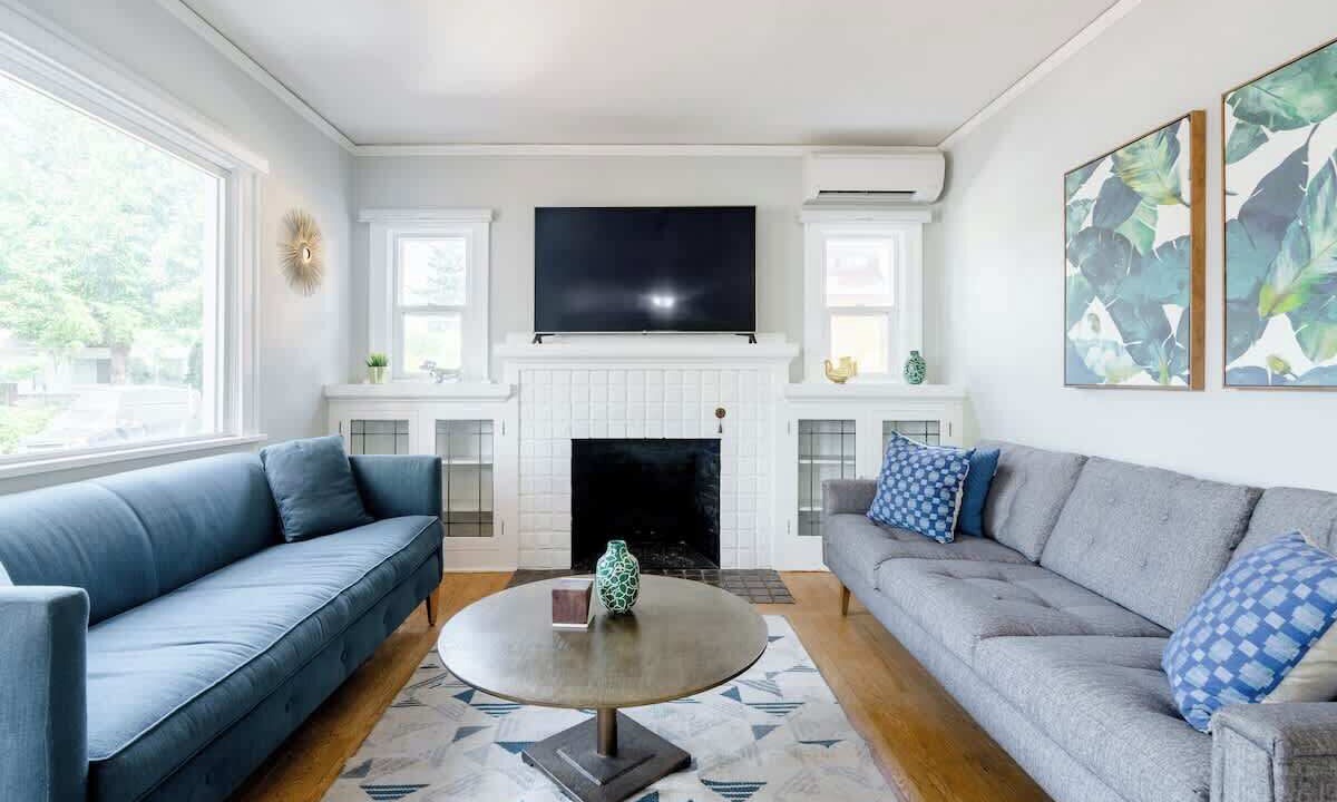 Photo of Livingroom in Alberta Arts District