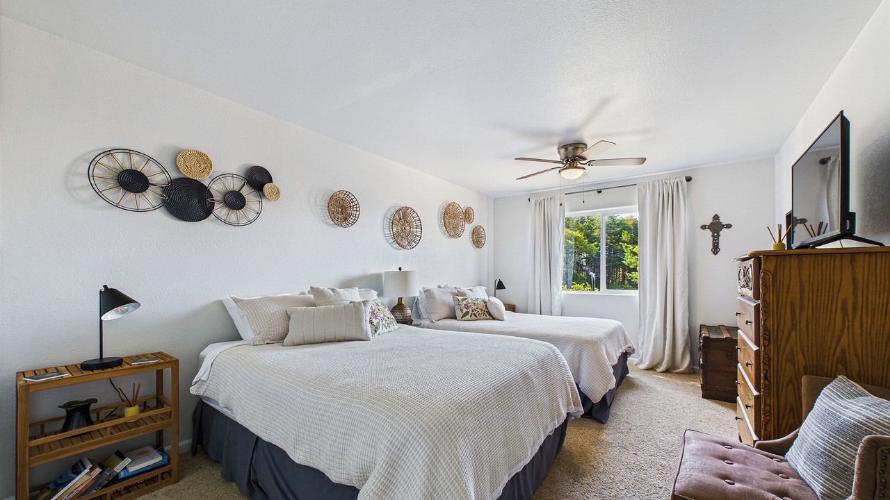 Photo of Bedroom in Shelter Cove