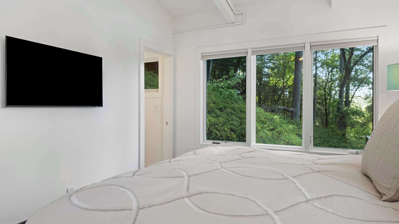 Photo of Bedroom in Calistoga