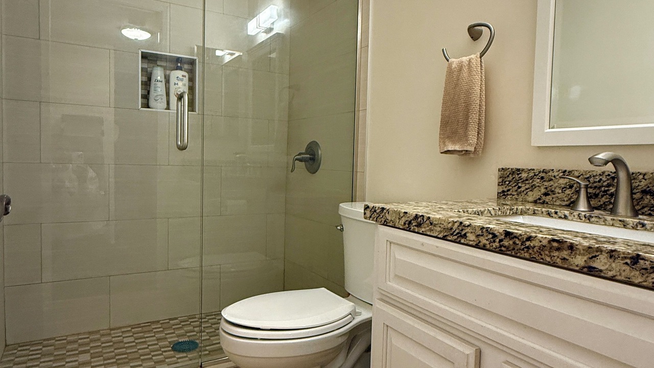 Photo of Bathroom in Carmel Mountain Ranch