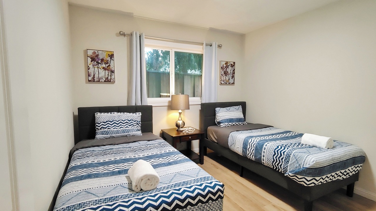 Photo of Bedroom in Old Mountain View
