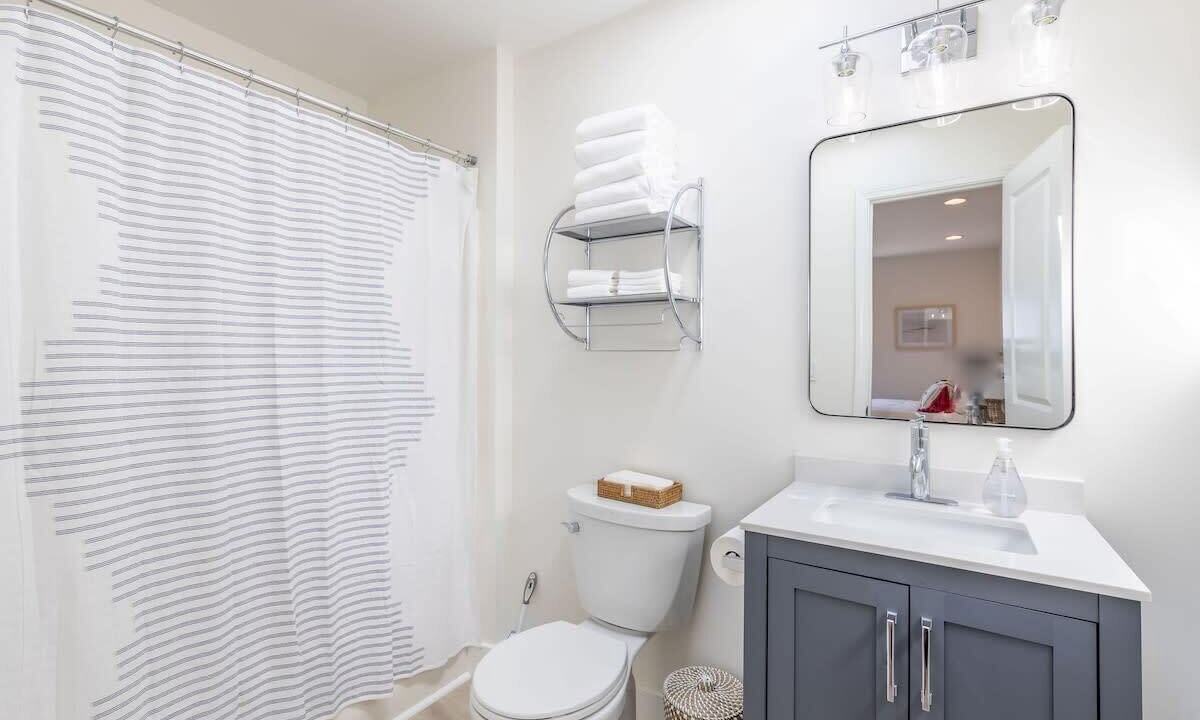 Photo of Bathroom in Moss Beach