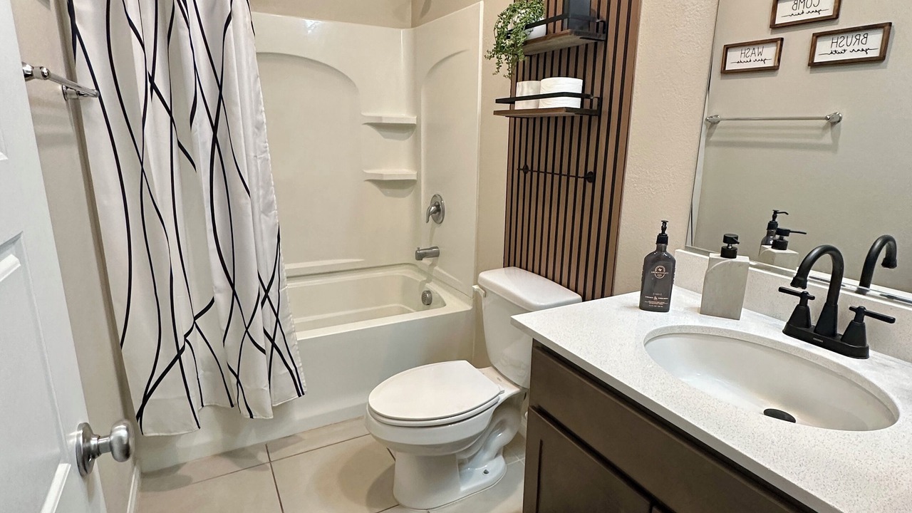 Photo of Bathroom in North Las Vegas