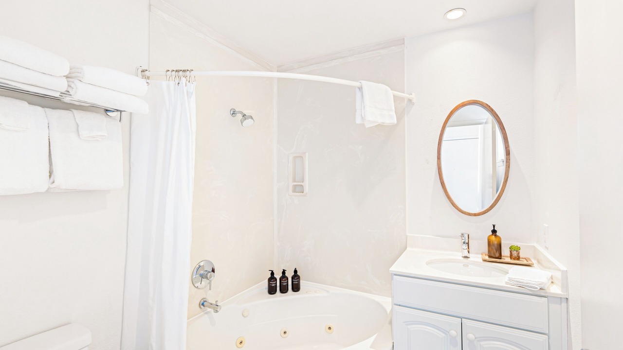 Photo of Bathroom in Cayucos