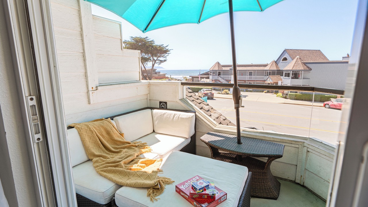 Photo of Patio Balcony in Cayucos