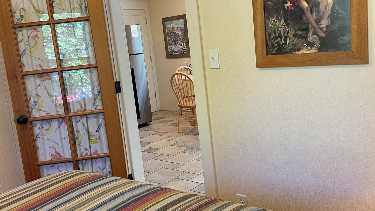 Photo of Bedroom in Ashland