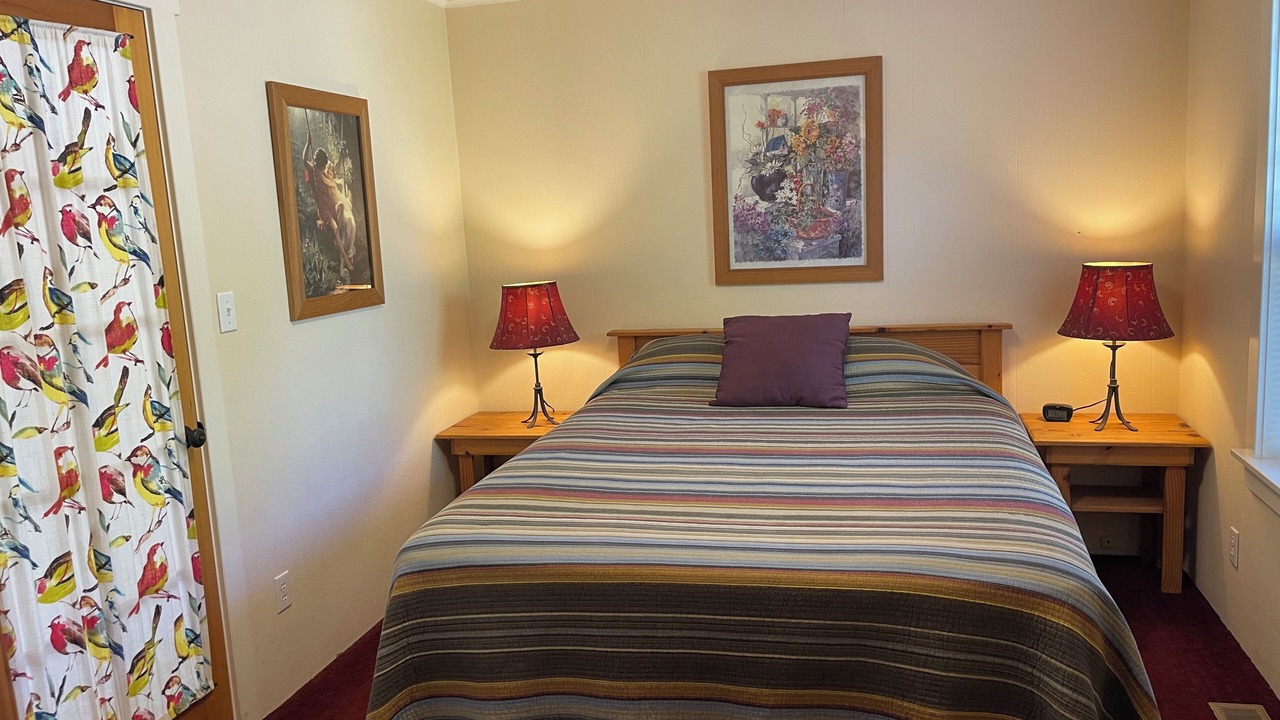 Photo of Bedroom in Ashland