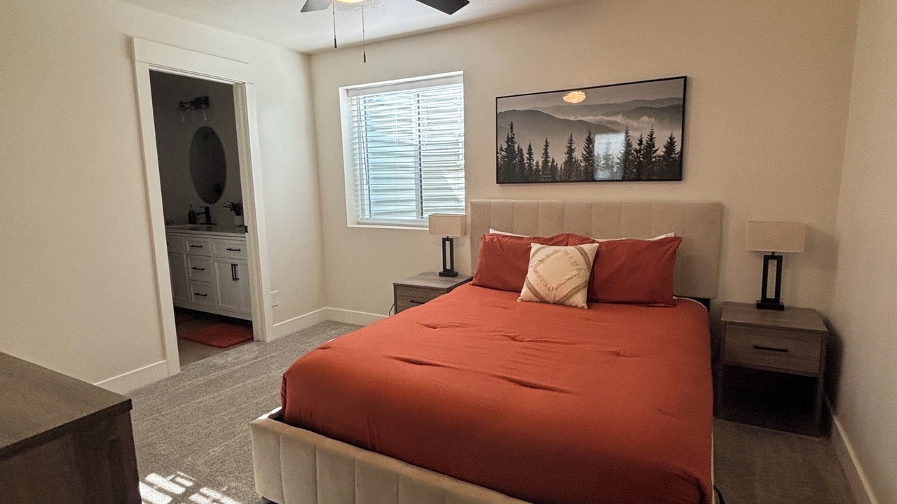 Photo of Bedroom in Sevier
