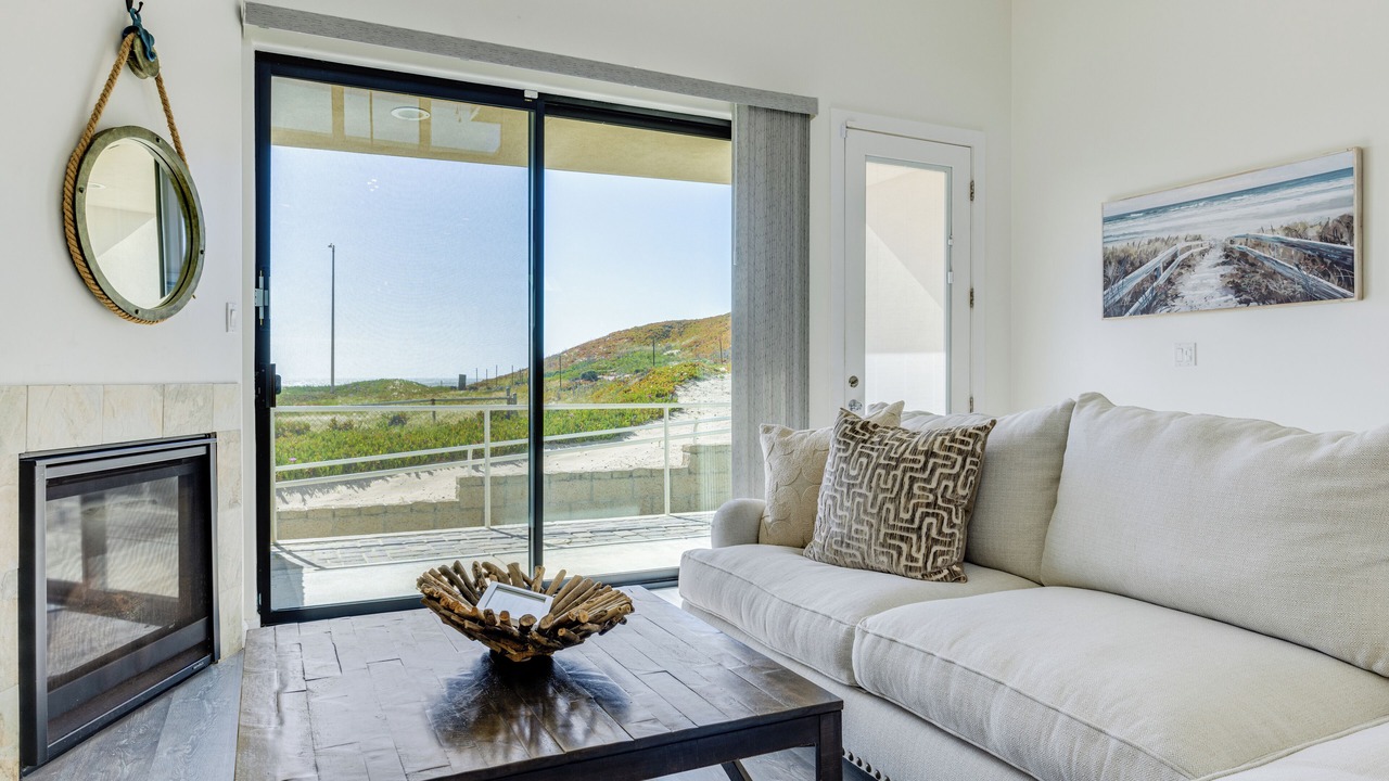 Photo of Livingroom in Oceano
