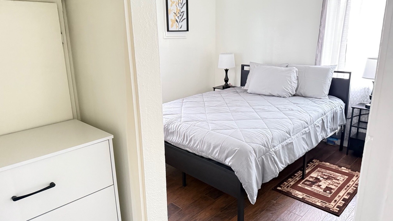 Photo of Bedroom in Crescent City North