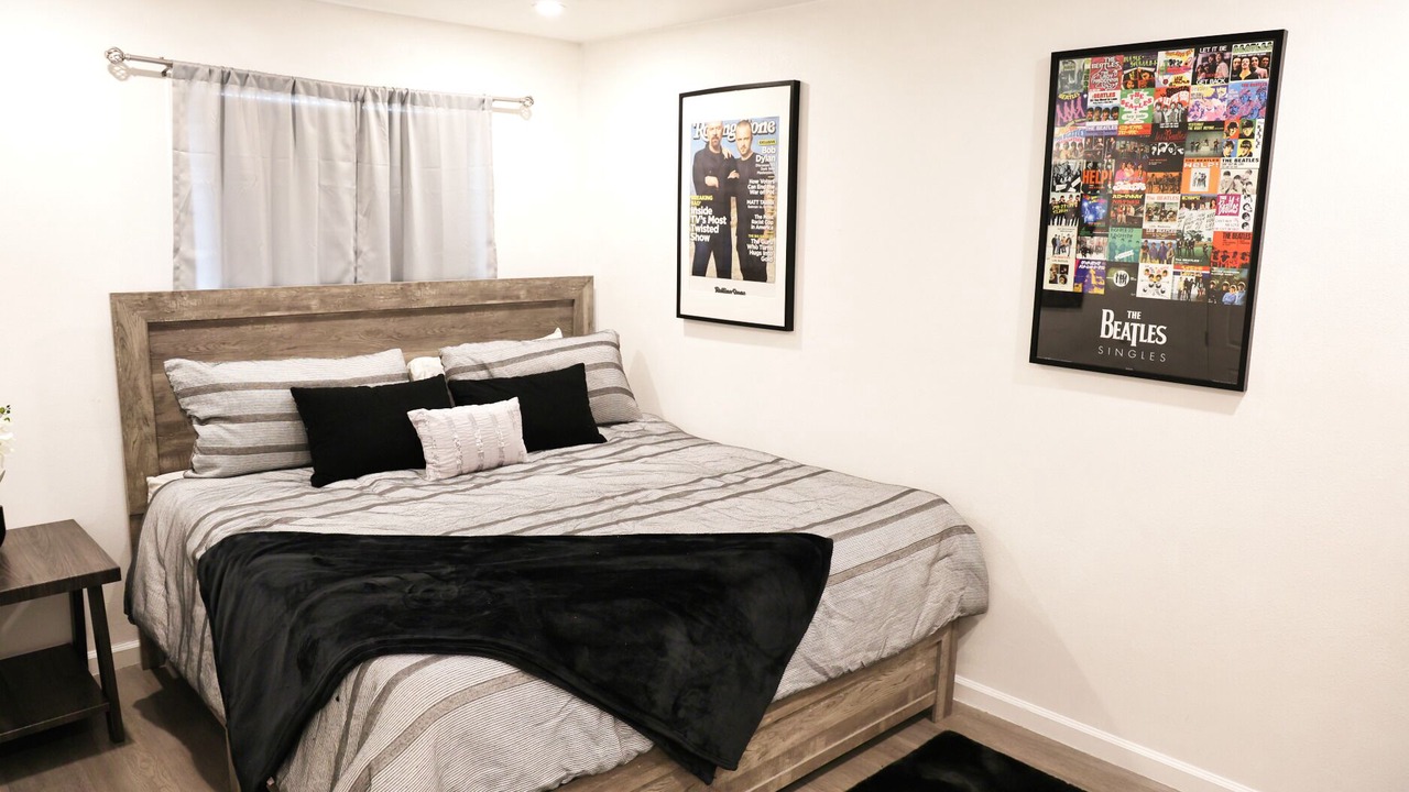 Photo of Bedroom in Gateway District