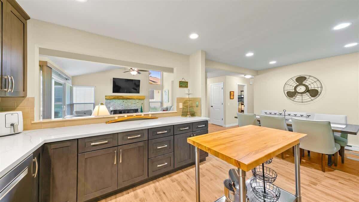 Photo of Kitchen in Plumas Eureka Estates
