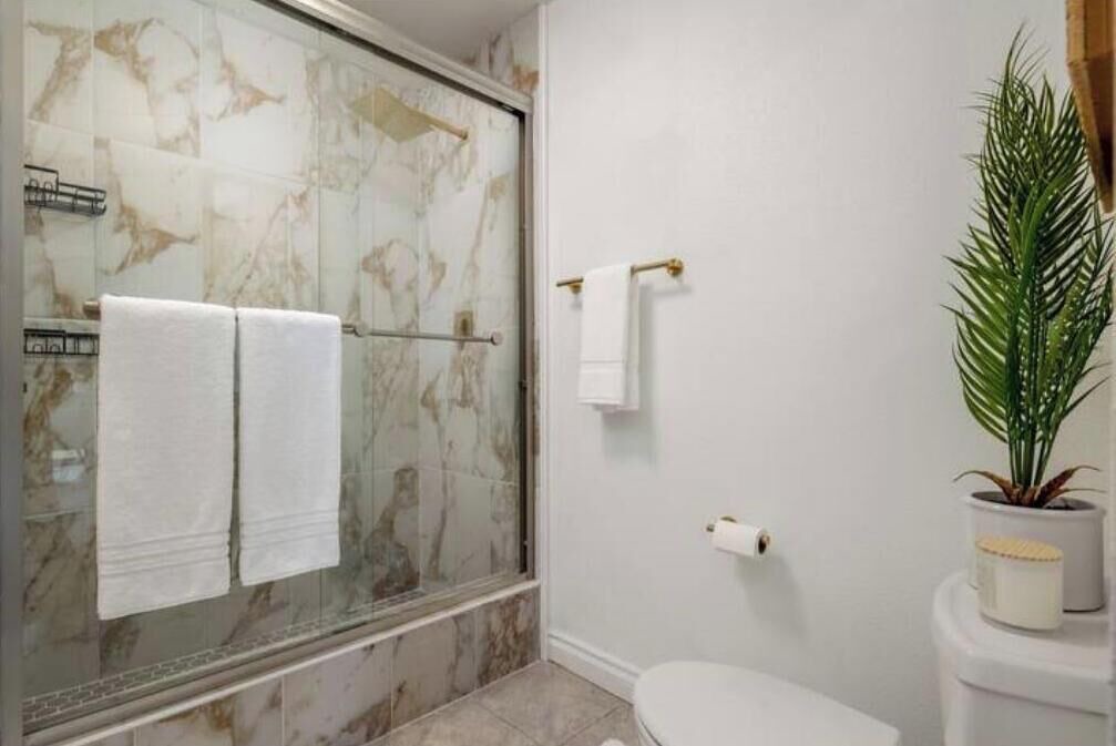 Photo of Bathroom in Murrieta Hot Springs