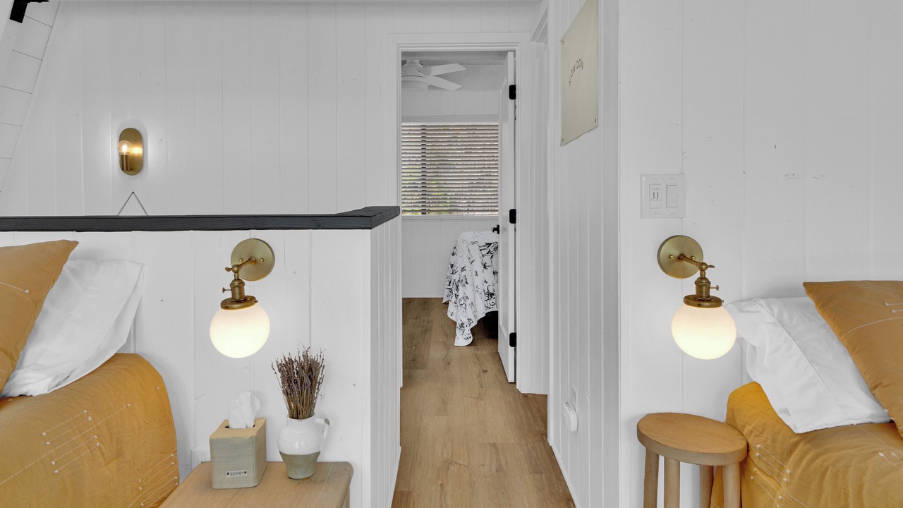 Photo of Bedroom in Oak Shores