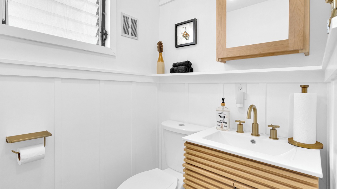 Photo of Bathroom in Oak Shores