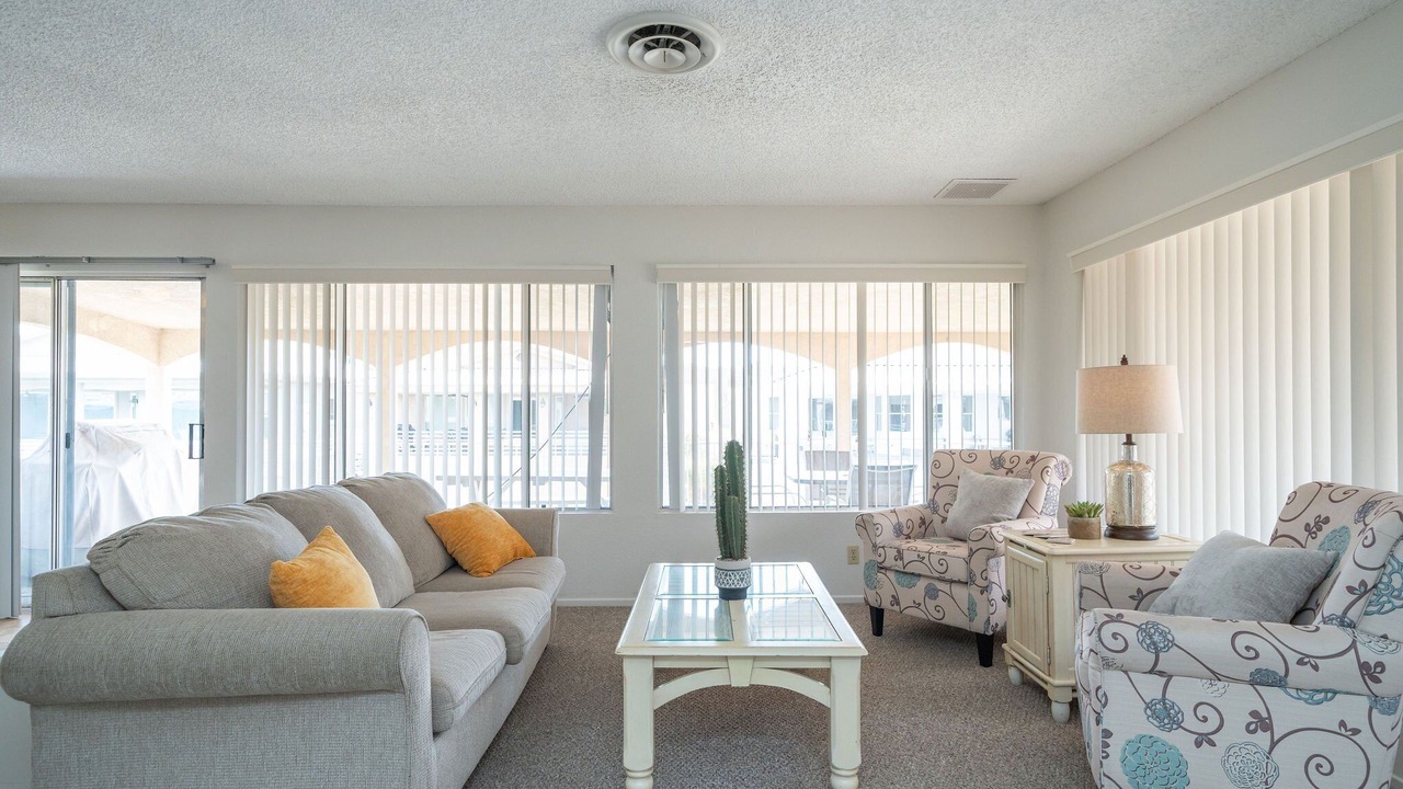 Photo of Livingroom in Moovalya Keys