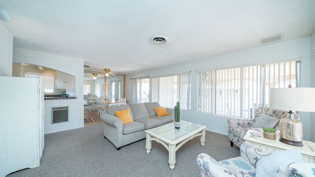 Photo of Livingroom in Moovalya Keys