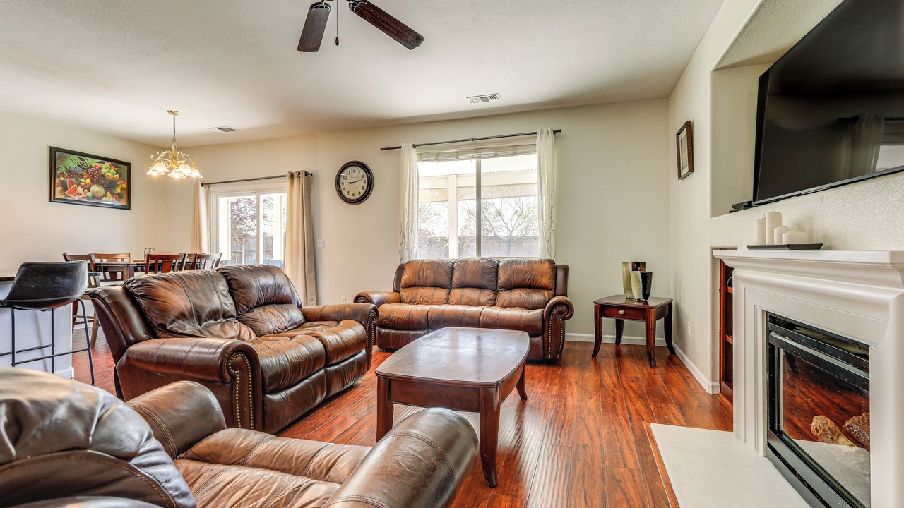 Photo of Livingroom in Roseville