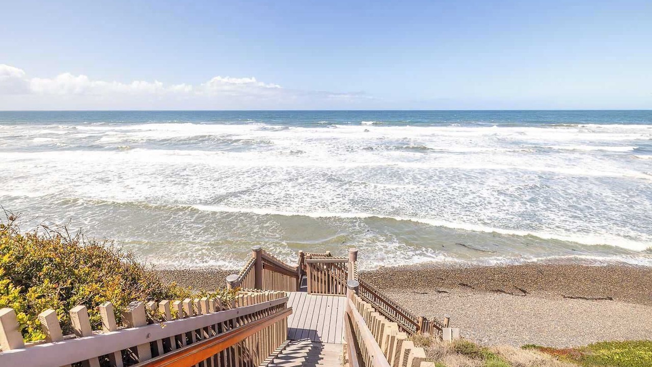 Photo of Others in Leucadia