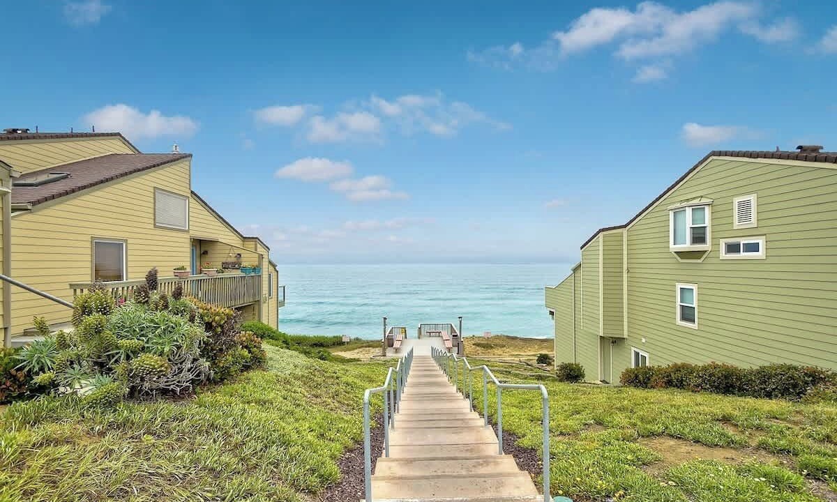 Photo of Others in Leucadia