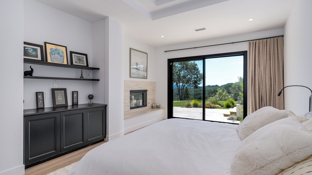 Photo of Bedroom in Glen Ellen