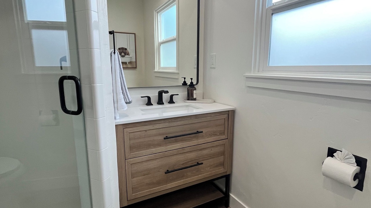 Photo of Bathroom in Seaside